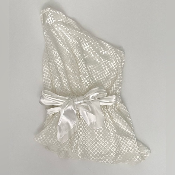 RAMY BROOK Tamar One Shoulder Textured Blouse Ivory scale Satin Ribbon - Picture 2 of 14